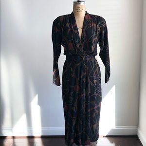 1980s 80s Vintage Tanner Art Deco V-neck midi dress with Matching Belt